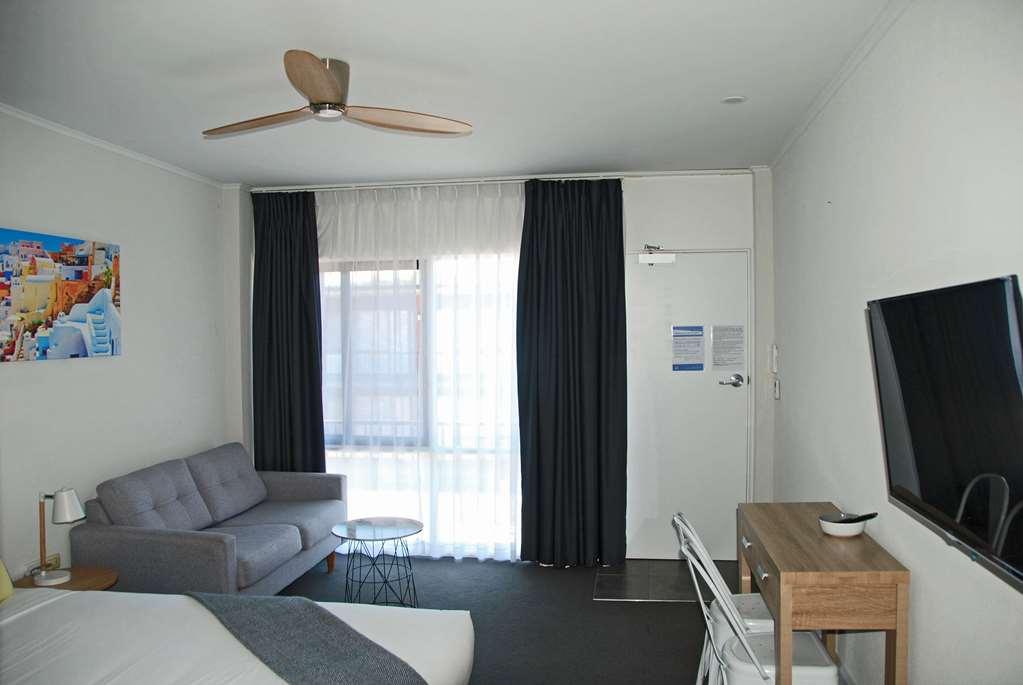 אלבורי Commodore Motor Inn חדר תמונה