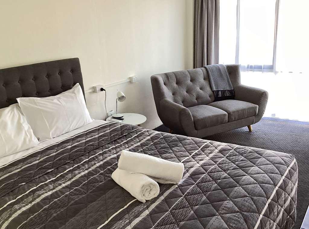 אלבורי Commodore Motor Inn חדר תמונה