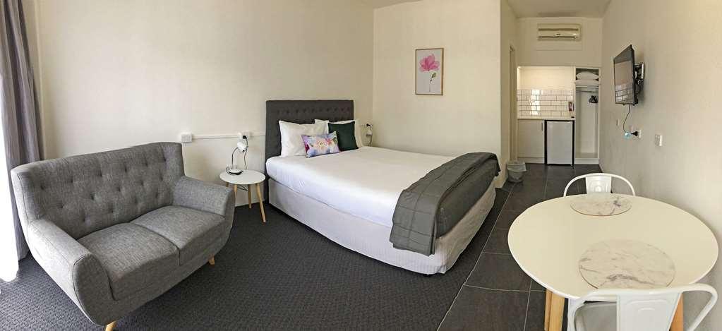 אלבורי Commodore Motor Inn חדר תמונה