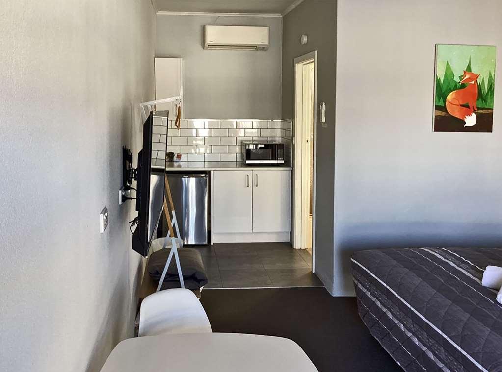אלבורי Commodore Motor Inn חדר תמונה